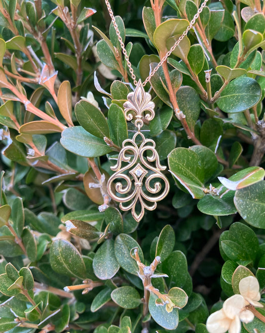 14K Yellow Gold Fleur-de-Lis Necklace