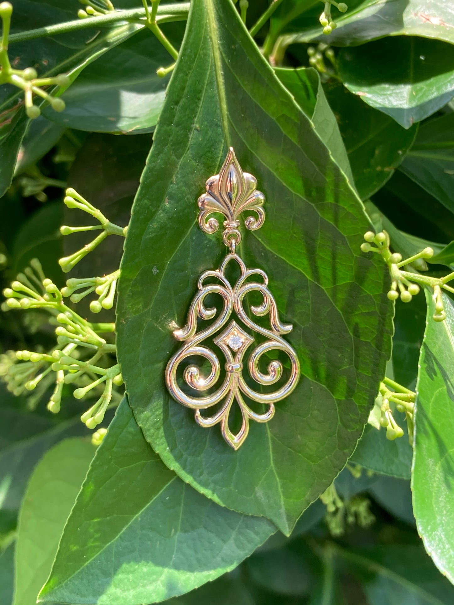 14K Yellow Gold Fleur-de-Lis Earrings